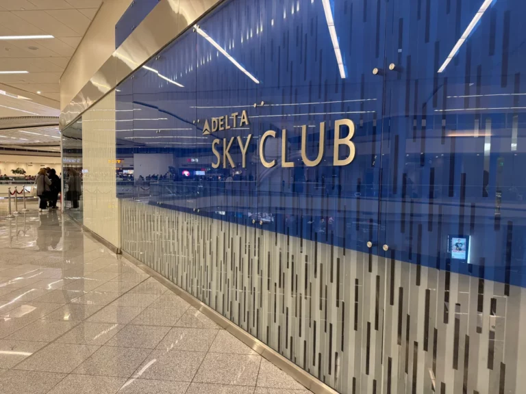 Delta SkyMiles Card Benefits Maximize Travel Rewards and Elite Perks